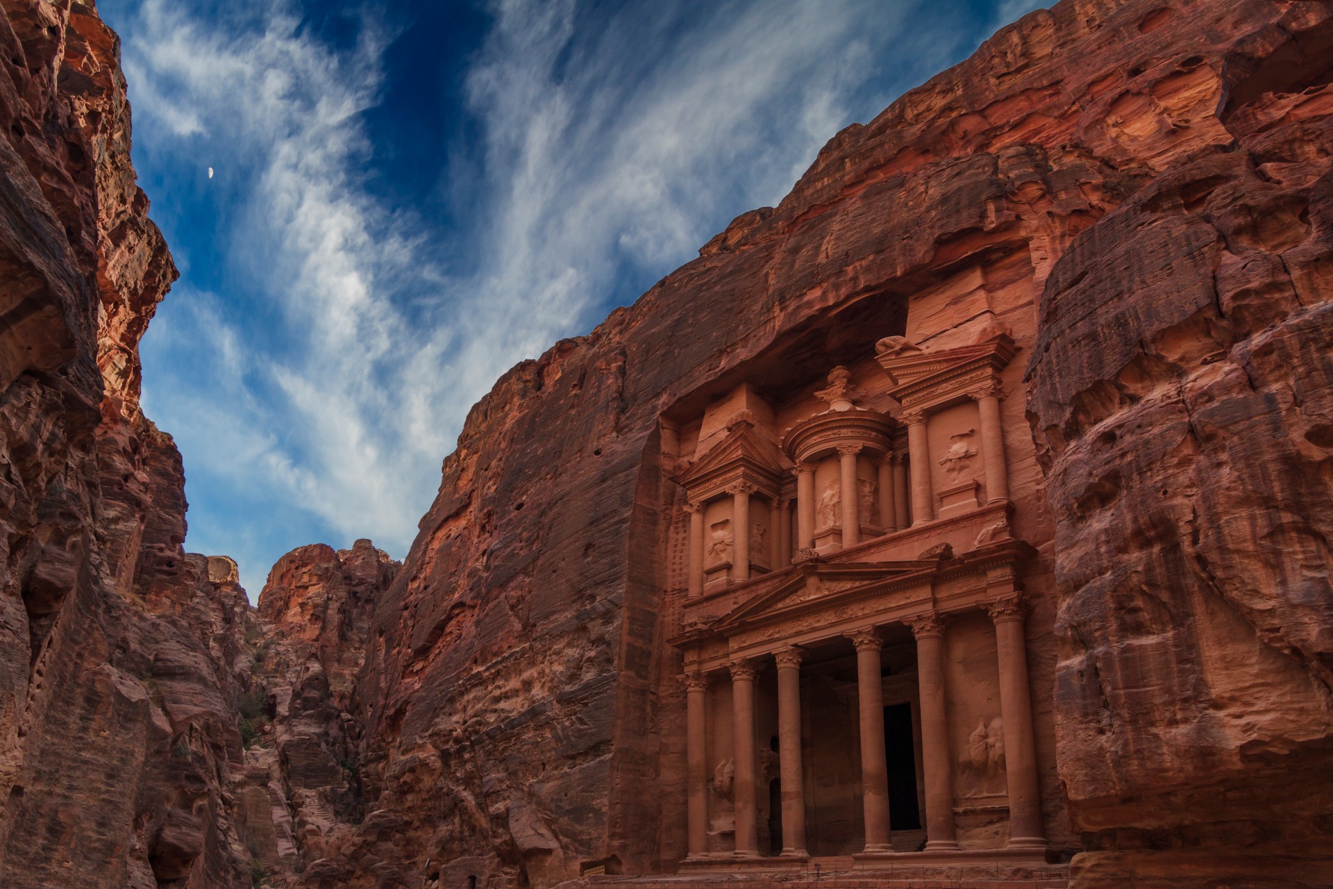 History of Petra: Welcome to Jordan's Marvels: Private Tours Through The Siq to Historic Petra's Rose City